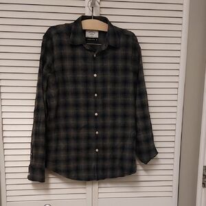 Portuguese Flannel Plaid Button-Down Shirt - Black and Gray